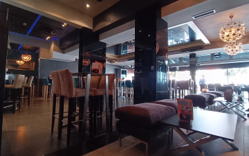 LUXE Bar Lounge Club