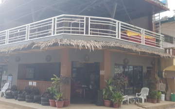 Squidos Sport Bar