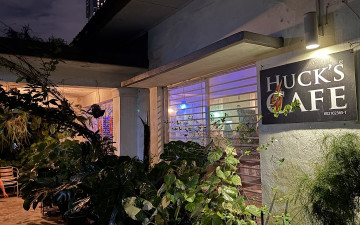 Huck's Cafe