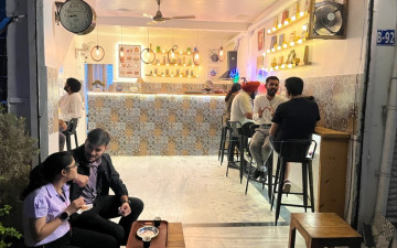 Aadat Chai Cafe - Lajpat Nagar