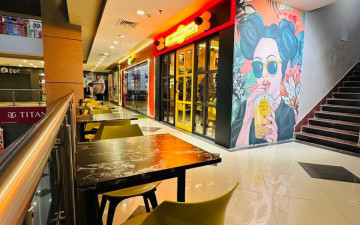 Momo Magic Cafe