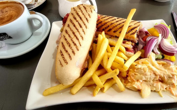 Barbara Ann's Cafe & Bakery