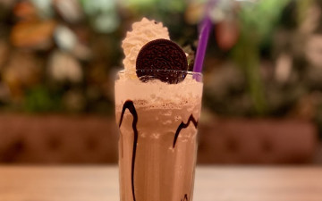 Lucid eatery coffee