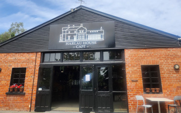 Harlau House Cafe (formerly The Stables)