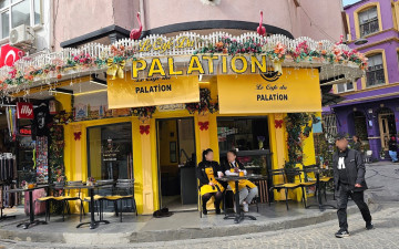 Le Cafe Du Palation