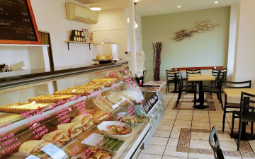 One Vicky Ave Coffee & Kitchen