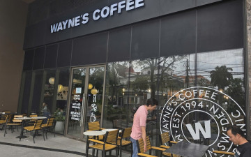 Wayne's Coffee Nguyễn Văn Hưởng