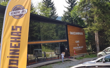 Trazan cafe