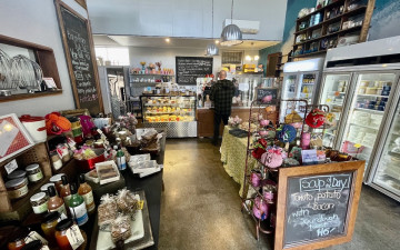 Arthur’s Food Store