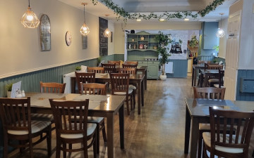 Elsies Cafe & Bistro