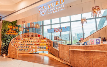 Auro Chocolate Cafe - MOA Square
