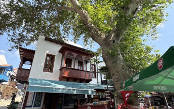 Çınaraltı Cafe & Bistro