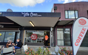 The Little Oven Café