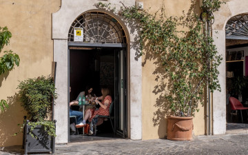 Caffè & Libri- Cocktail & Library
