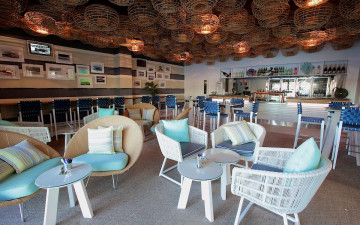 Baybreeze Cafe