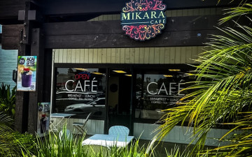 Demi Cafe Cafe.